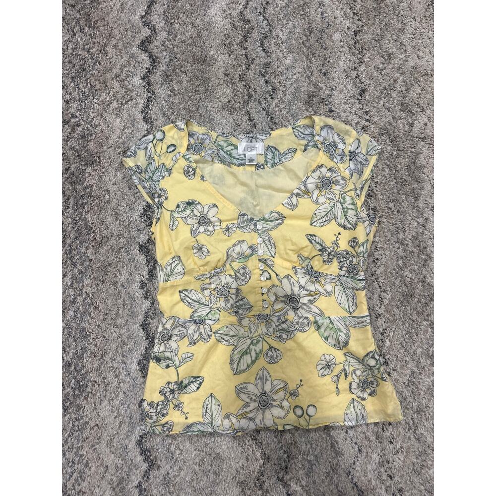 Ann Taylor Loft Yellow Floral Sleeveless Blouse Zipper On Side Women’s size 2